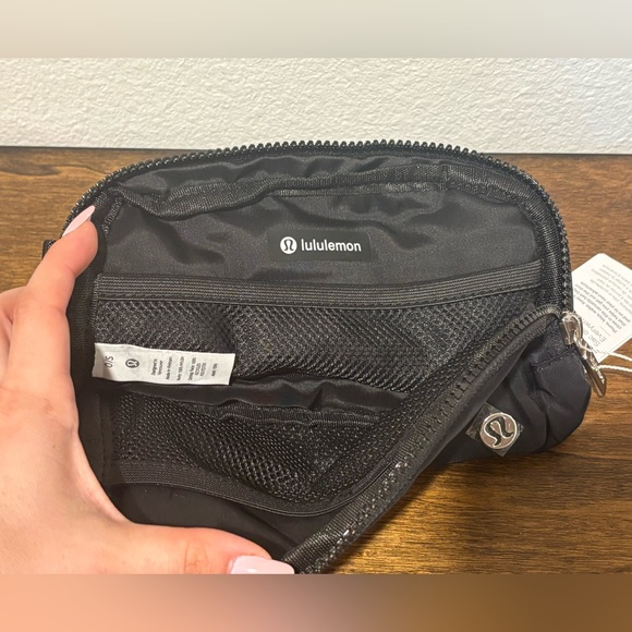 lululemon athletica Black Toiletry Bag - Picture 7 of 9